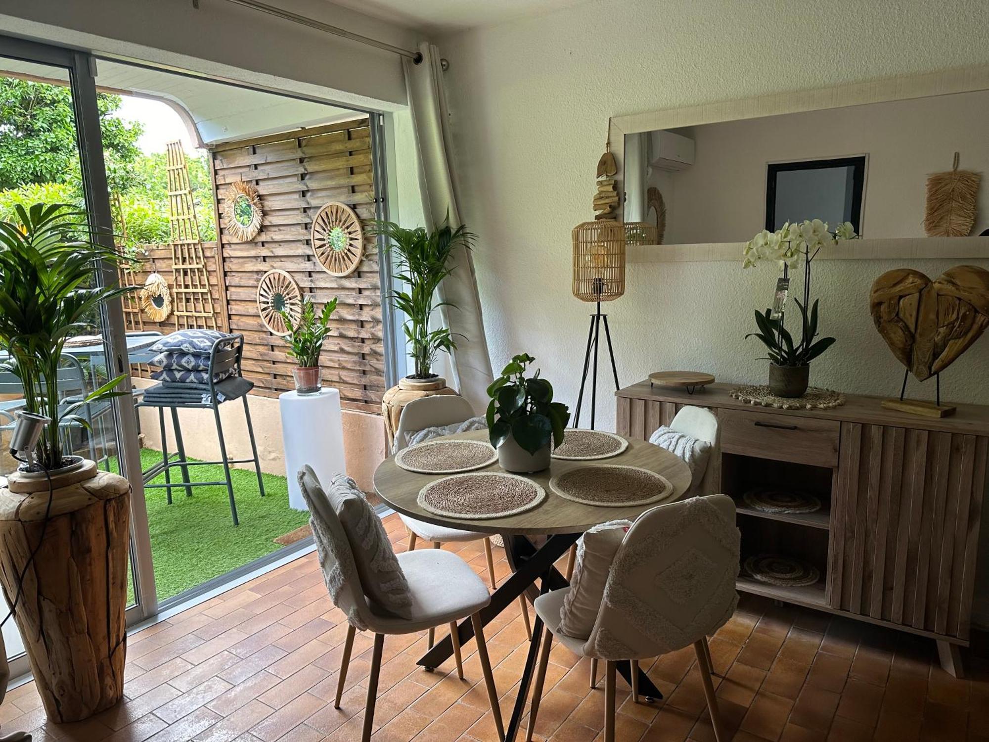 Le Bailli Saint Tropez Apartment Bagian luar foto